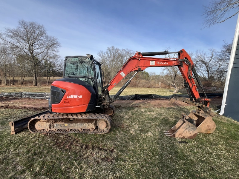 2022 KUBOTA U55-5