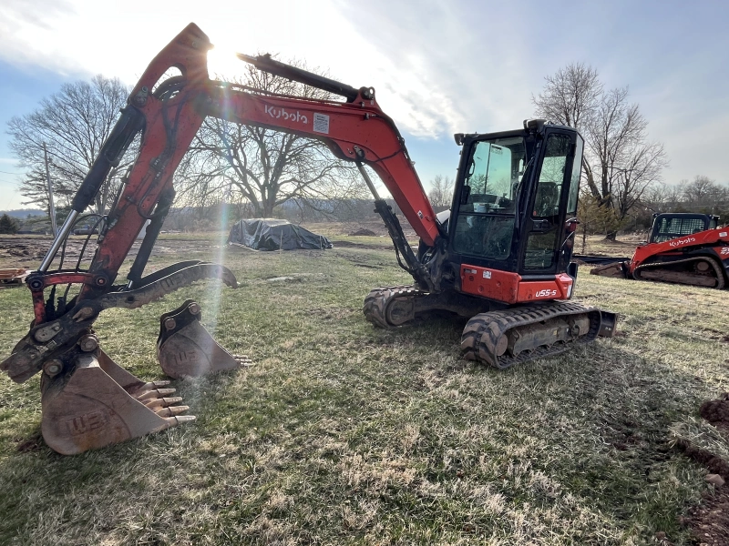 2022 KUBOTA U55-5