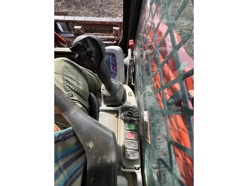 2018 KUBOTA SVL75-2