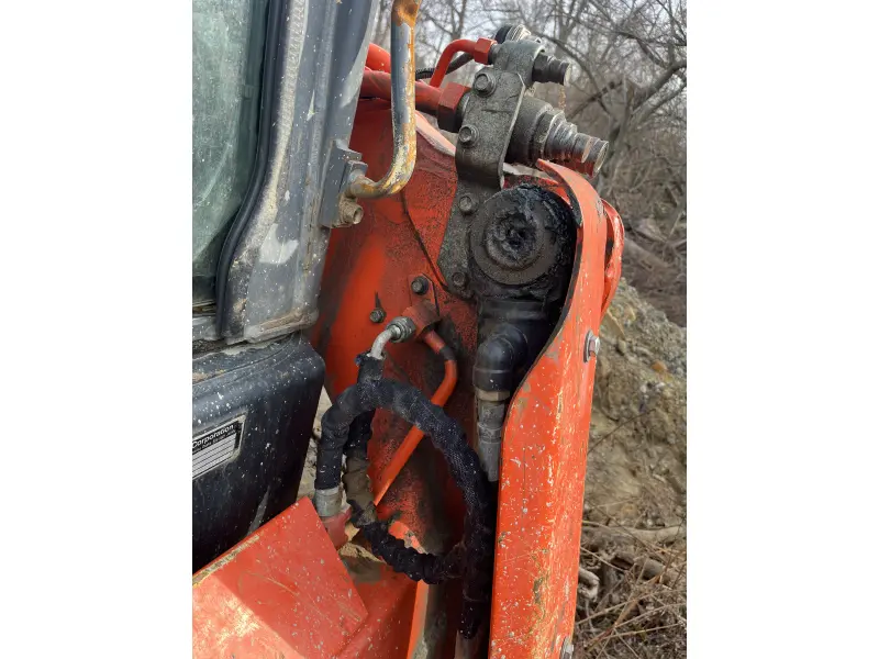 2018 KUBOTA SVL75-2