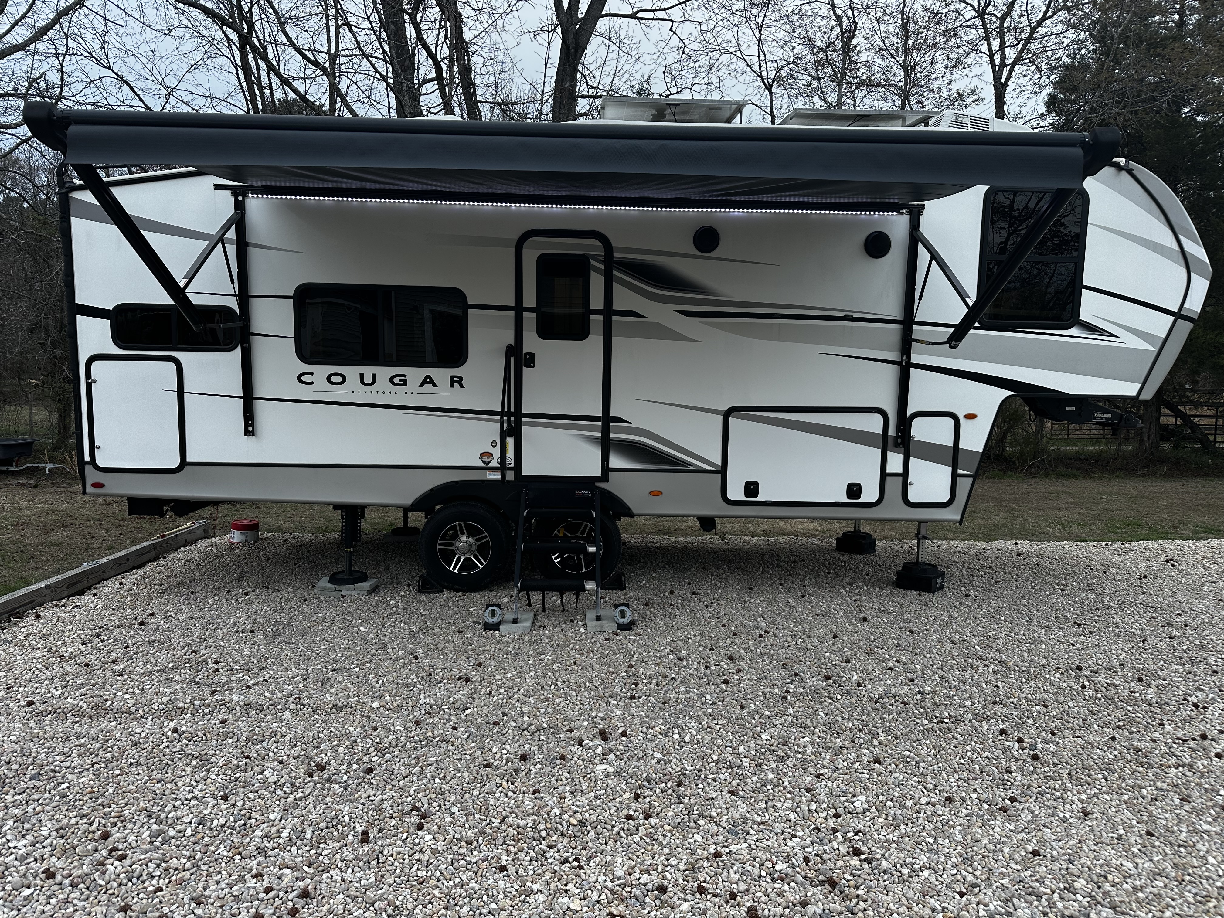 2023 Keystone COUGAR HALF-TON 23MLE RV
