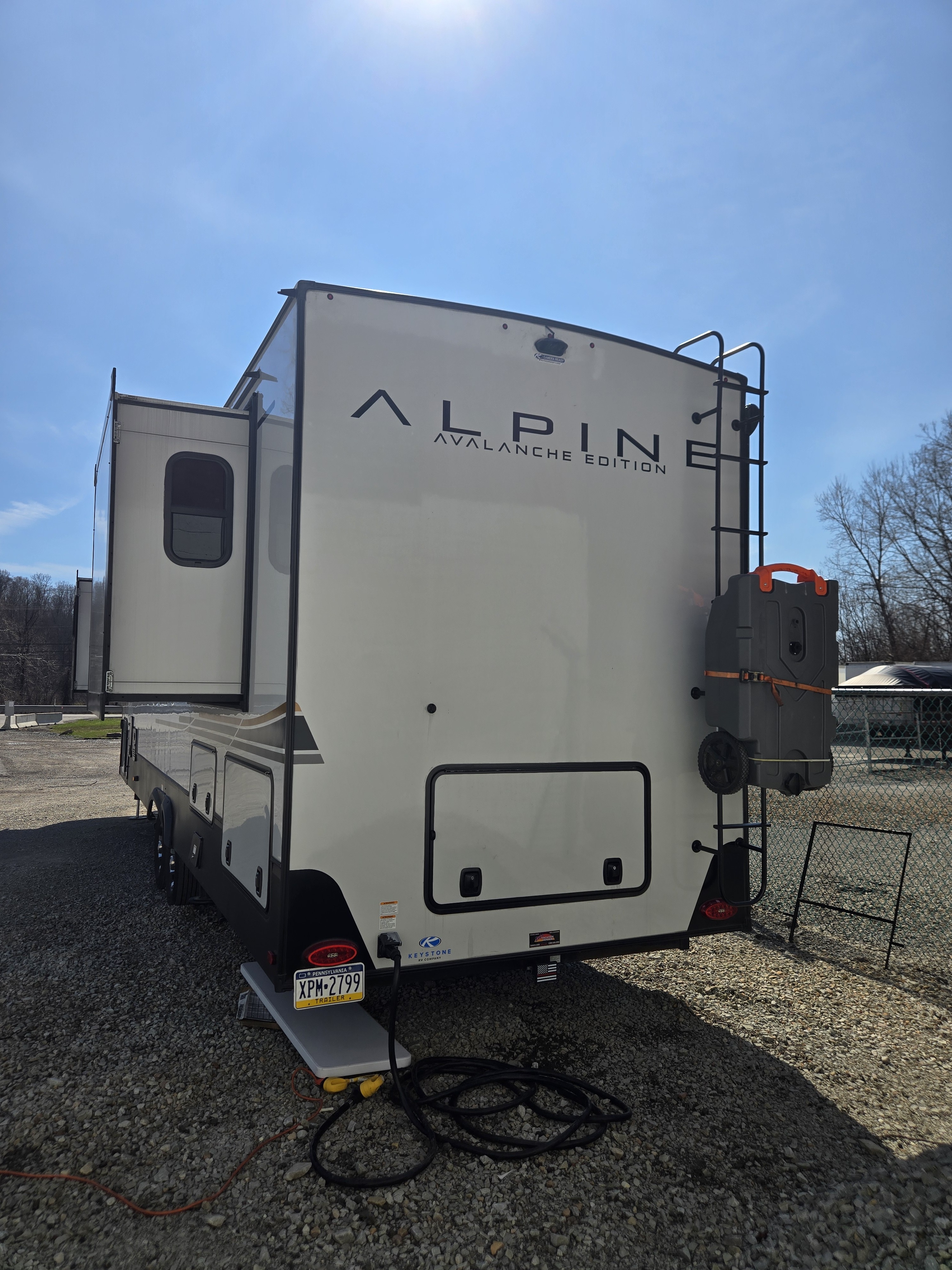 2025 Keystone ALPINE AVALANCHE EDITION 346FL in latrobe PA