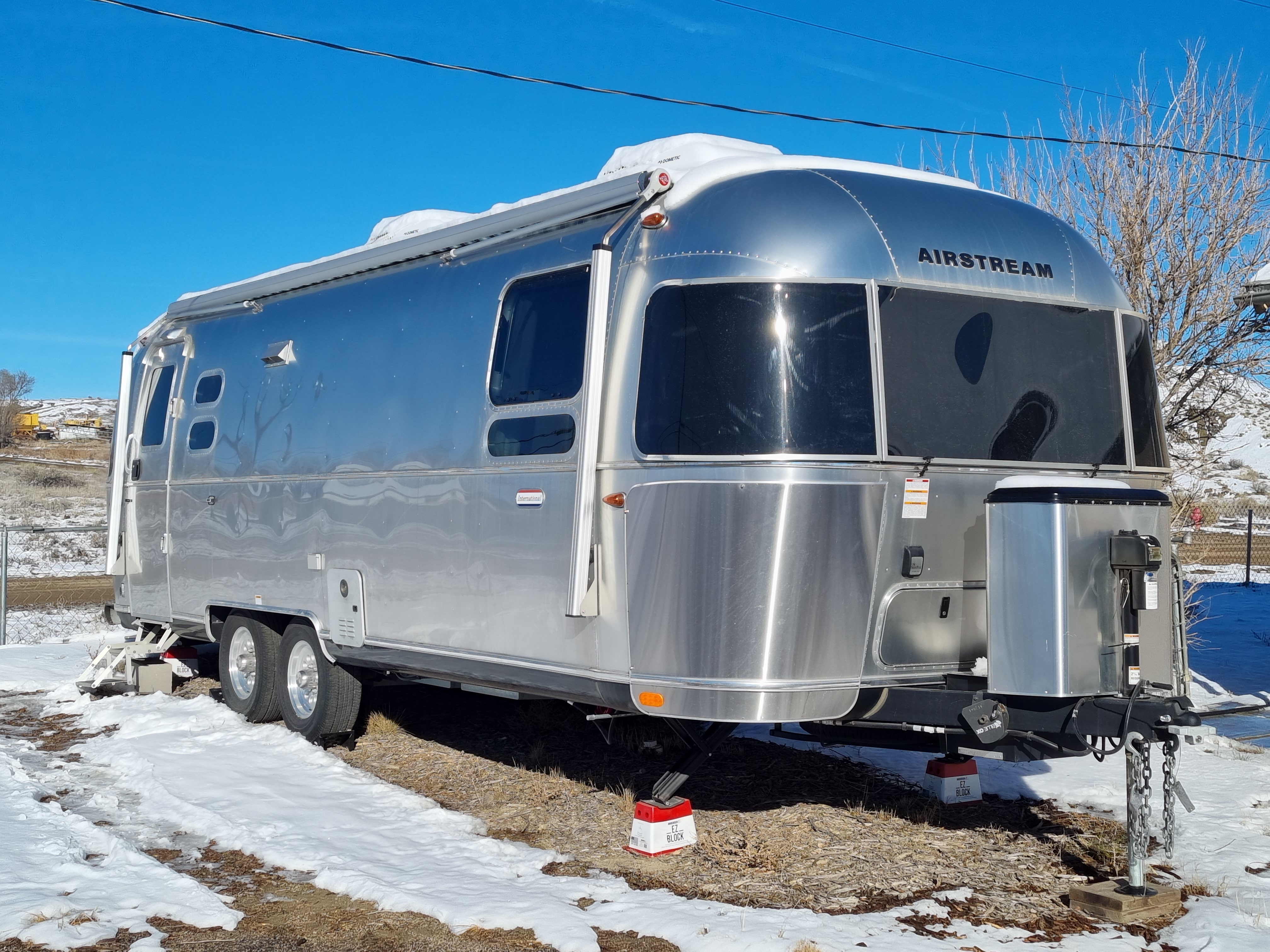 2023 Airstream INTERNATIONAL 27FBQ RV