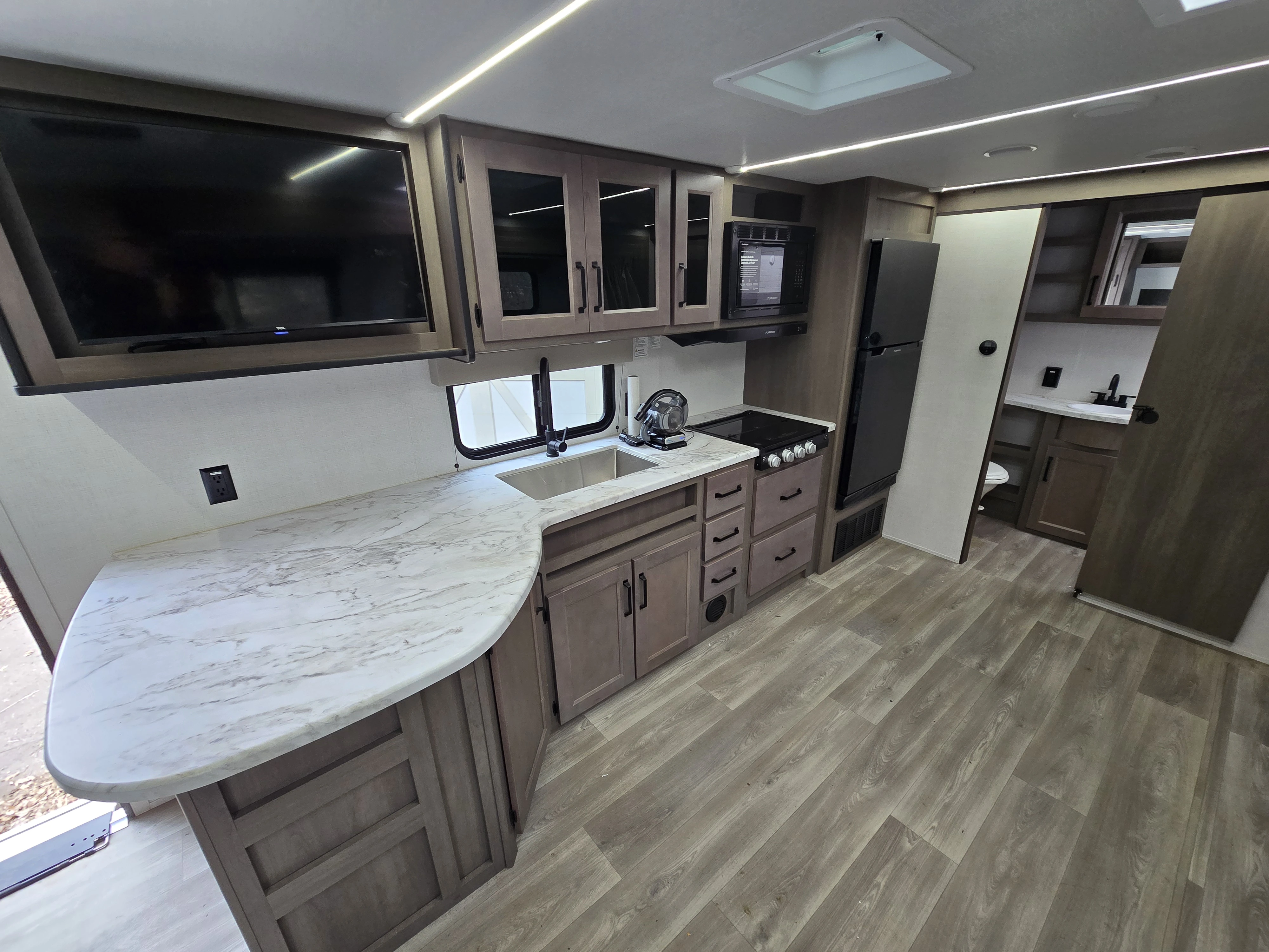 2024 Grand Design TRANSCEND XPLOR 235BH RV