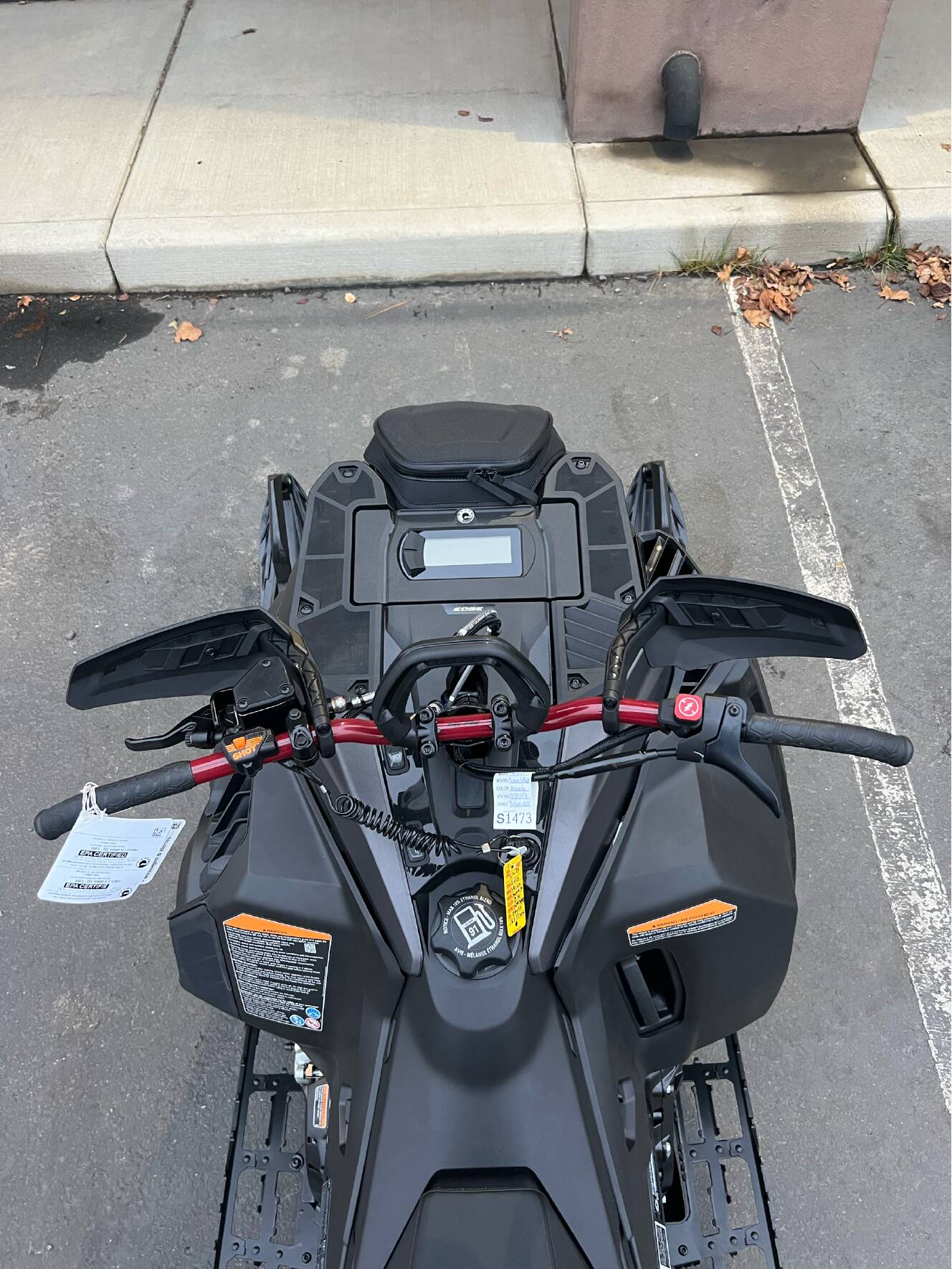 A photo of this 2025 Ski-Doo Special Edition - Summit Adrenaline w/ Edge Package 16