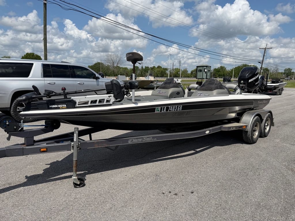 2003 Blazer Boats Pro V 210 in addis LA