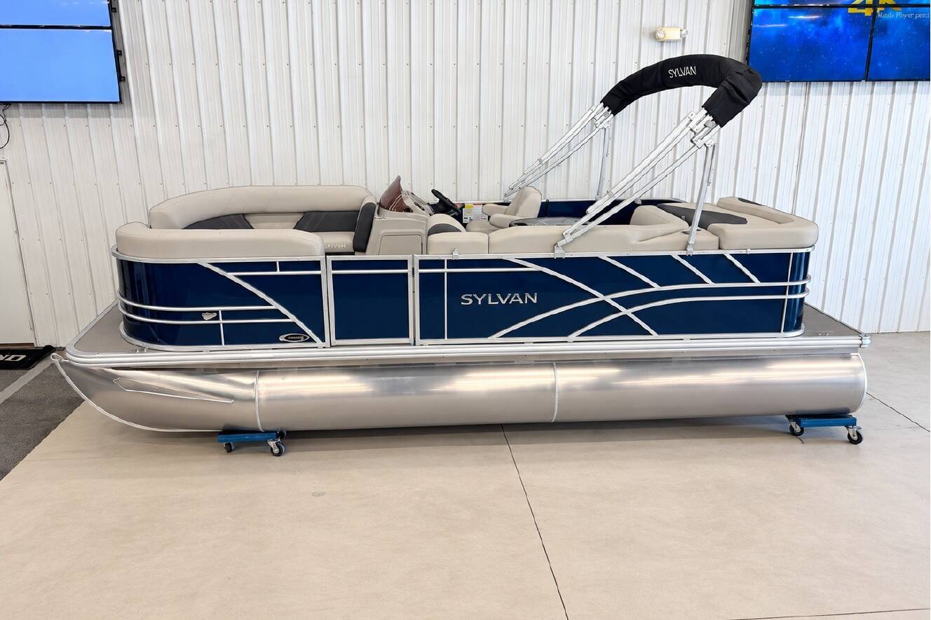 A photo of this 2026 Sylvan Mirage 820 Cruise