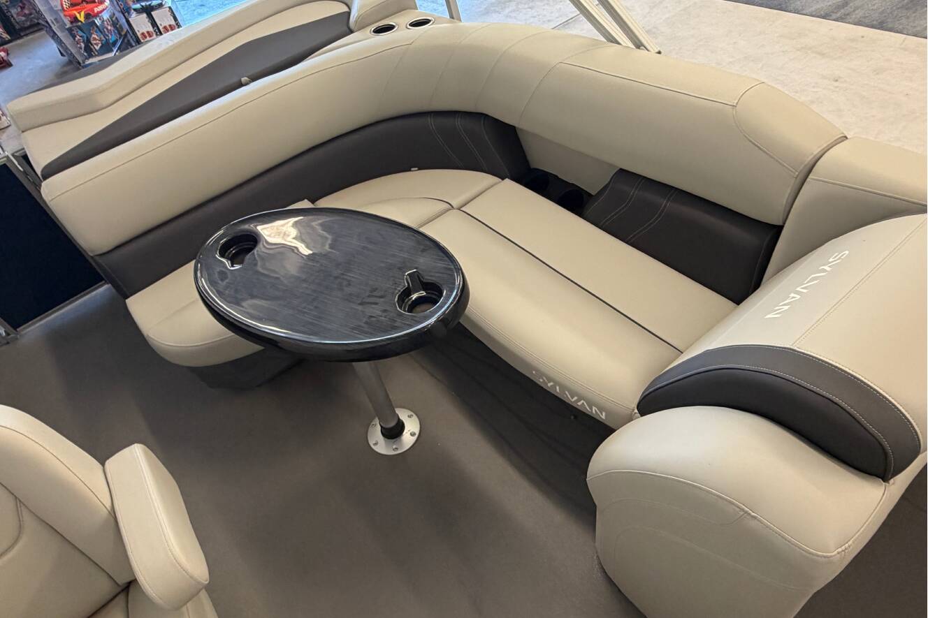 A photo of this 2026 Sylvan Mirage 820 Cruise
