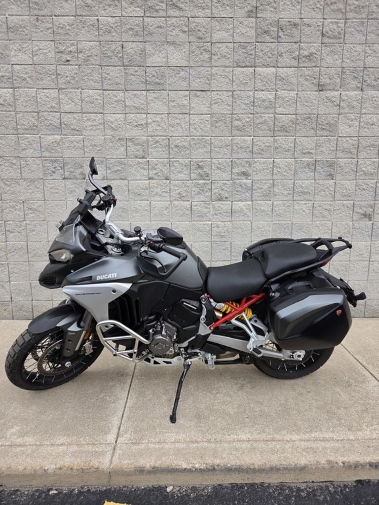 2022 Ducati MSV4 in Monroe, MI