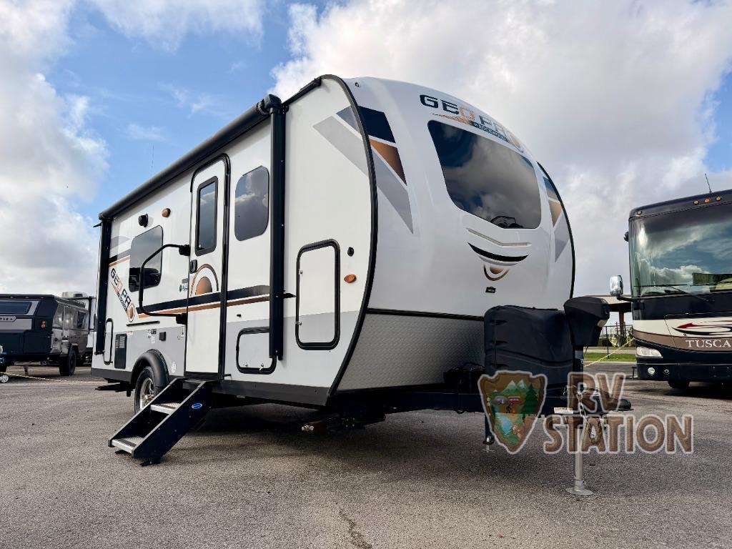 2020 Forest River Rv Rockwood GEO Pro 19FD G19FD in inez TX