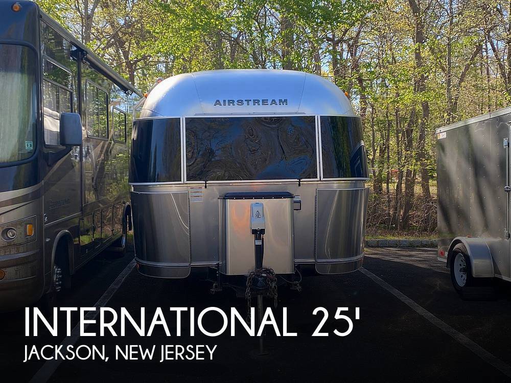 2018 Airstream International Serenity 25FB Queen in jackson NJ