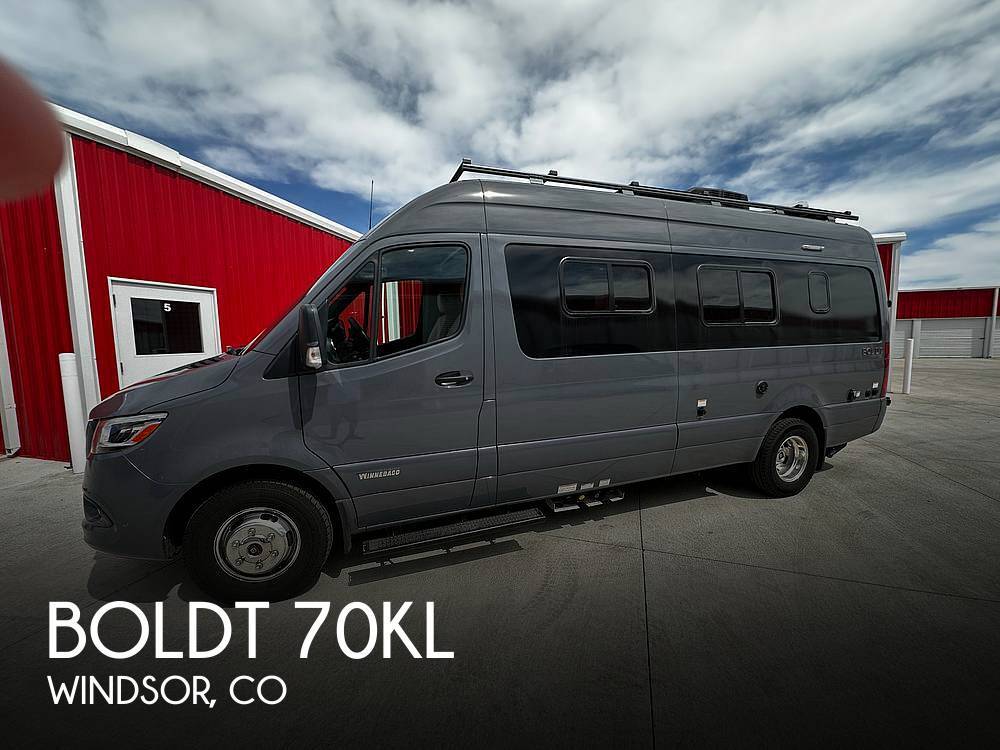 2020 Winnebago Boldt 70KL Q70KL in windsor CO