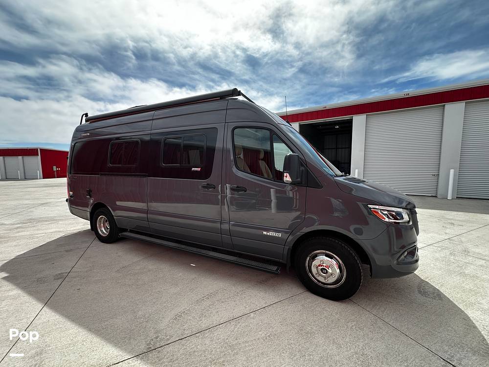 2020 Winnebago Boldt 70KL Q70KL in windsor CO