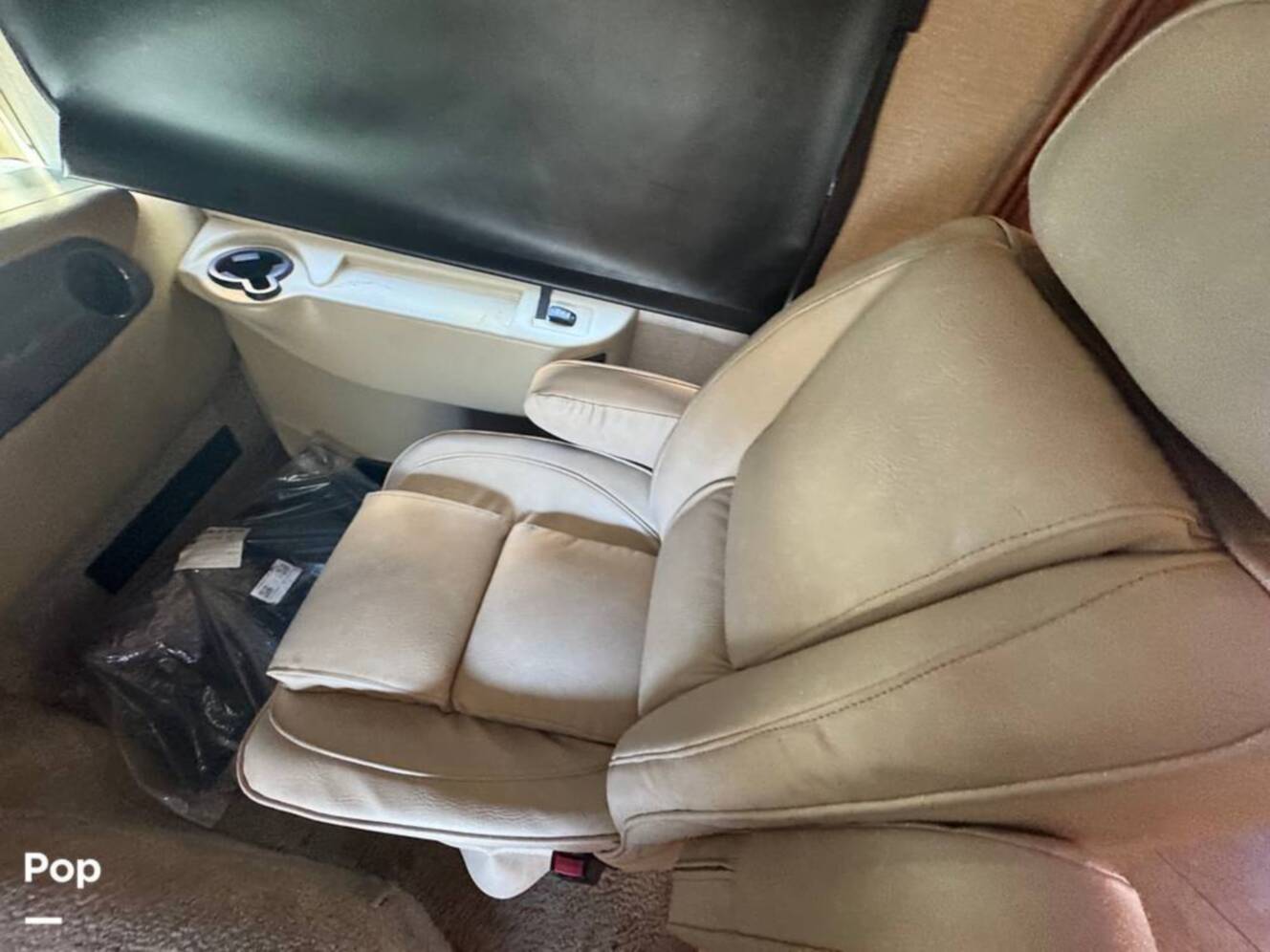 A photo of this 2016 Holiday Rambler Vacationer 36DB