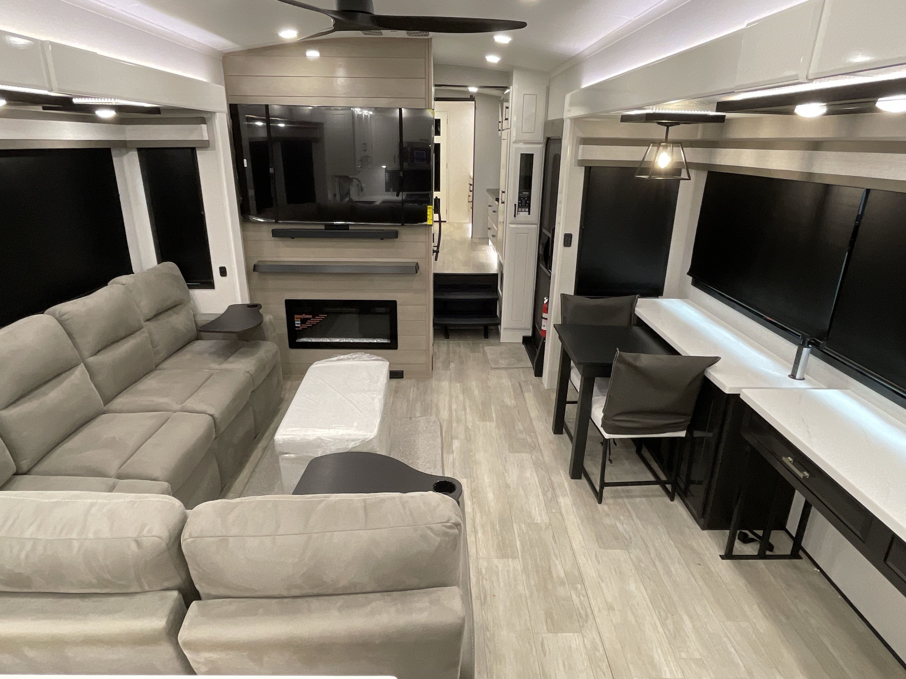 2026 Jayco PINNACLE 38FBRK in apollo PA