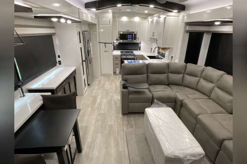2026 Jayco PINNACLE 38FBRK in apollo PA