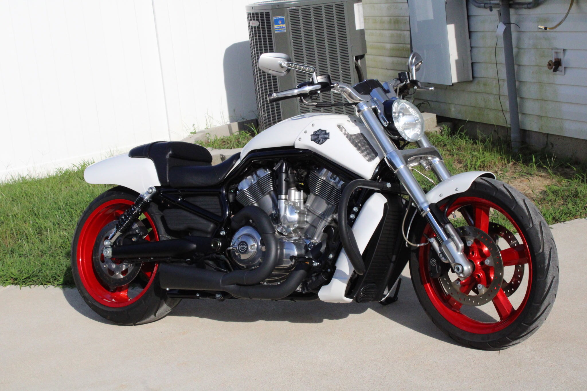 2016 Harley-Davidson V-ROD MUSCLE MUSCLE in Fayetteville, NC