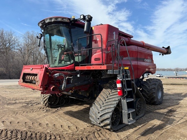2017 CASE IH 8240 in Elbow Lake, MN