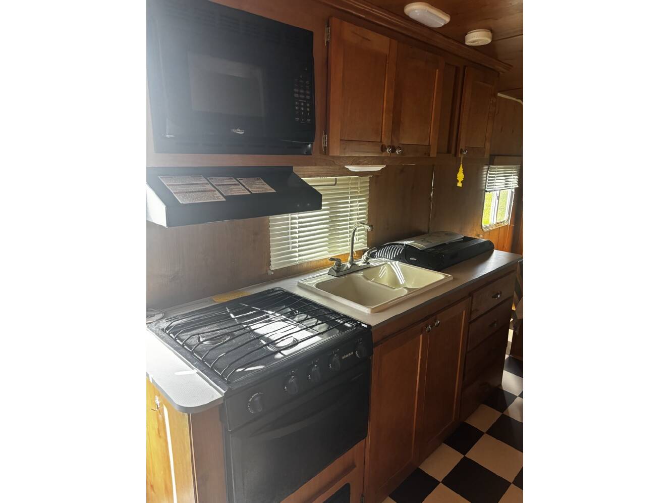 A photo of this 2018 Riverside Rv WATERFALL 195