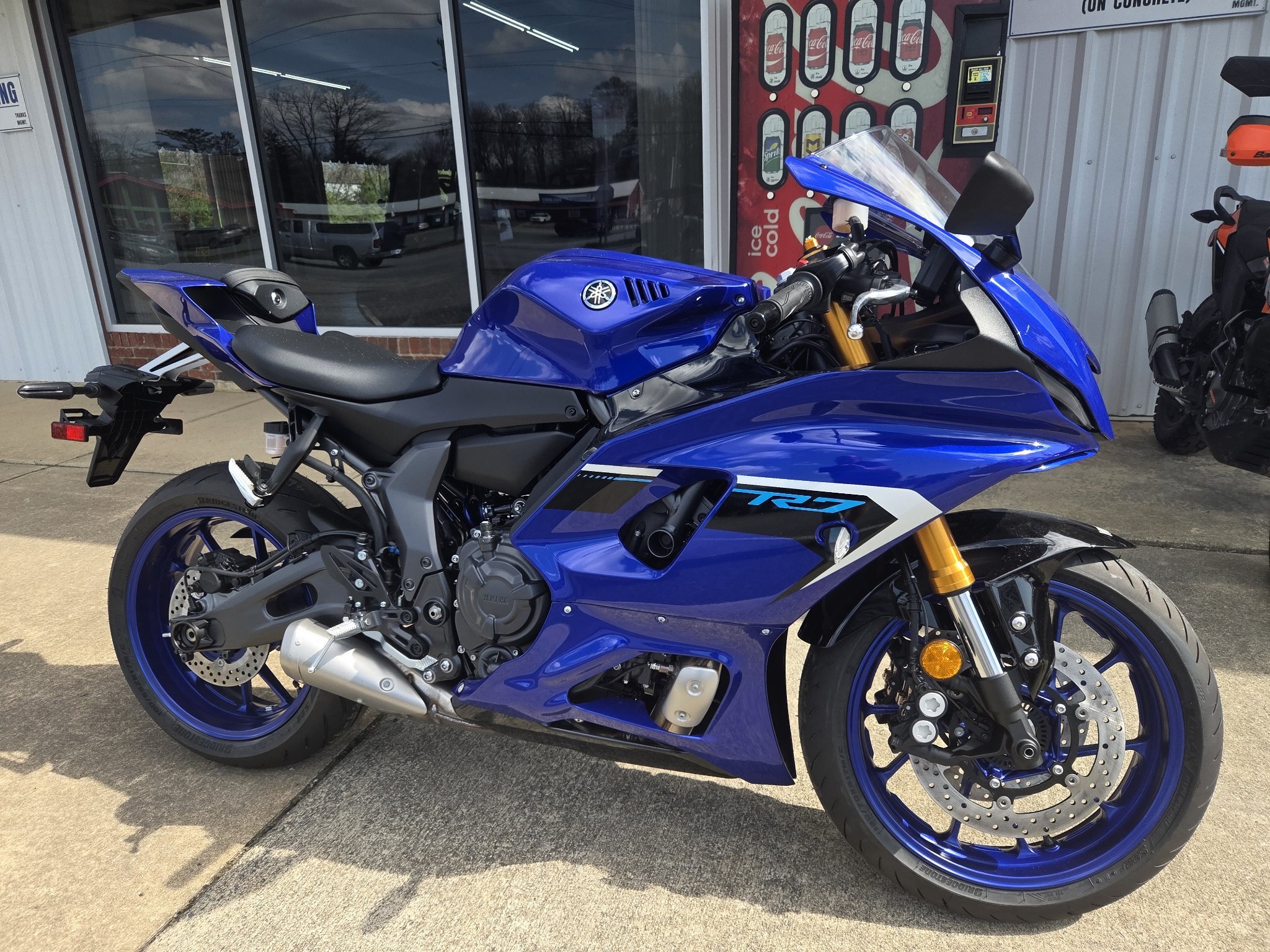 2025 Yamaha YZF-R7 R7 in Hendersonville, NC