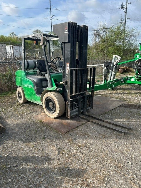 2016 MITSUBISHI FG30NGLP in Memphis, TN