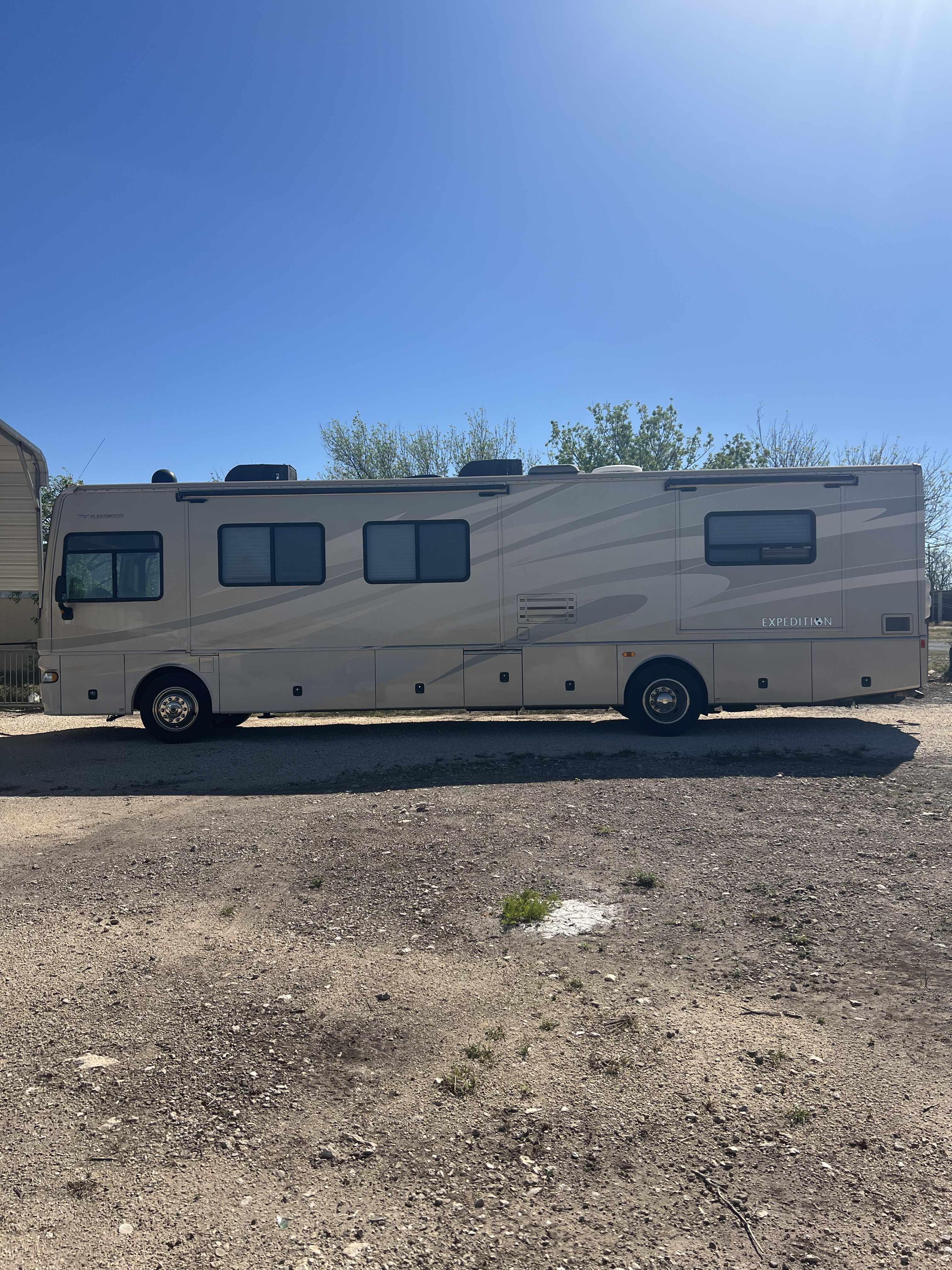 2008 Fleetwood EXPEDITION 38S in del rio TX