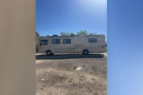 2008 Fleetwood EXPEDITION 38S in del rio TX