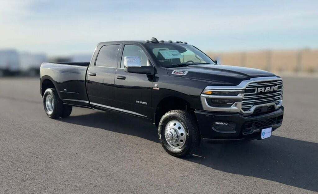 2026 RAM 3500 LARAMIE in 1007318