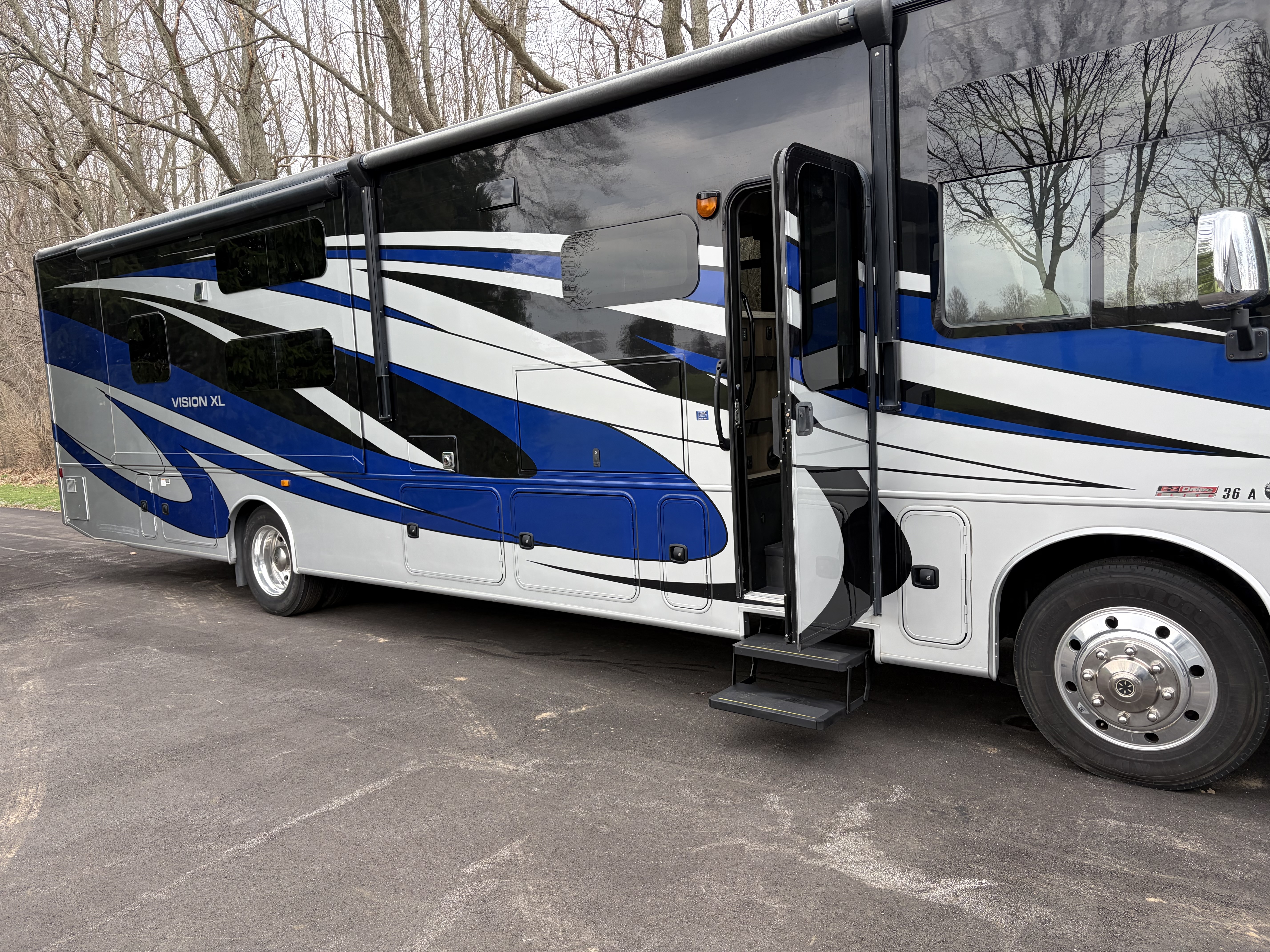 2020 Entegra Coach VISION XL 36A in niles MI