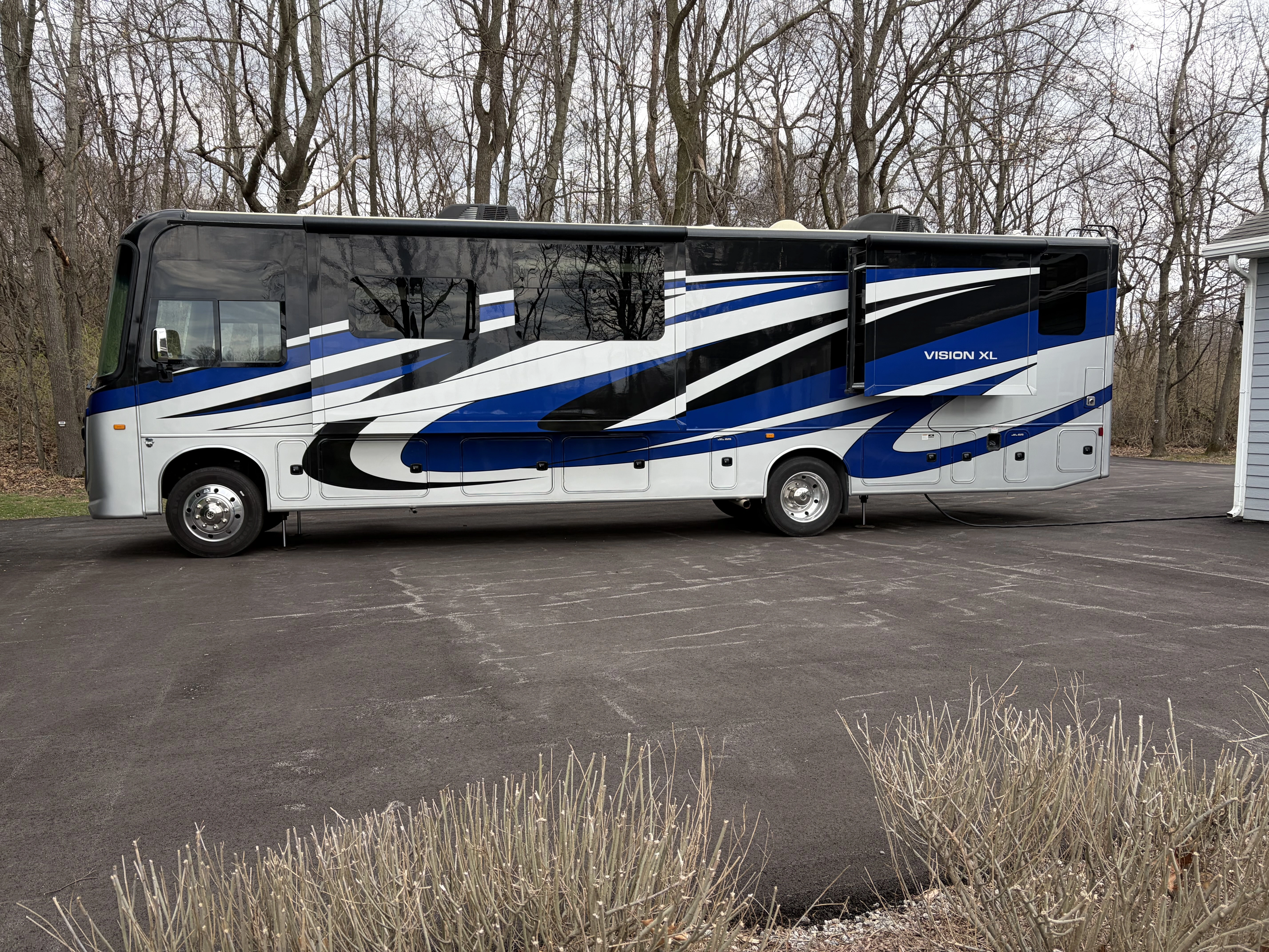 2020 Entegra Coach VISION XL 36A RV