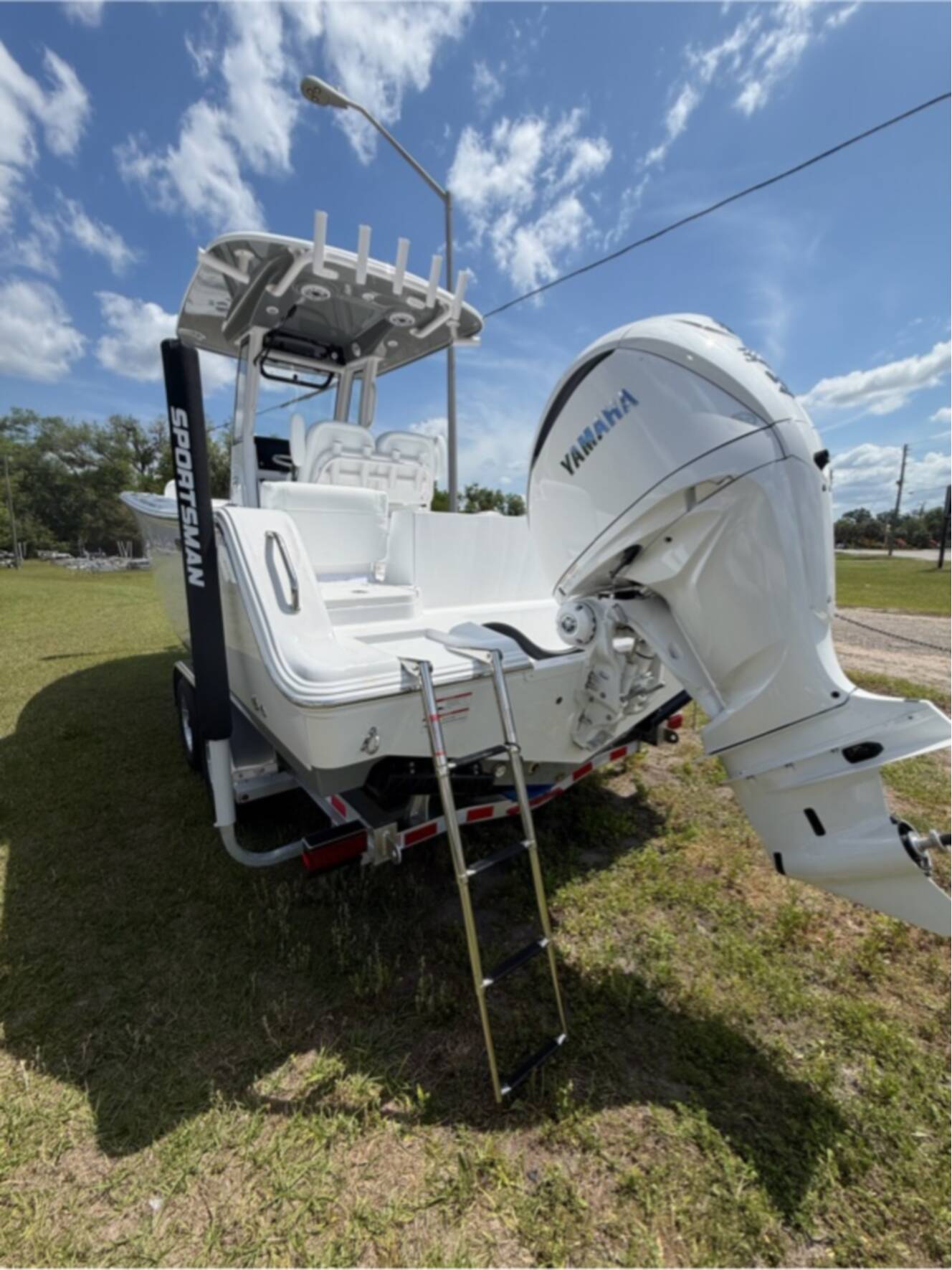 A photo of this 2026 Sportsman HERITAGE 231