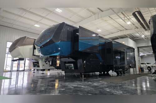 2026 Luxe TOY HAULER 48FB in elkhart IN