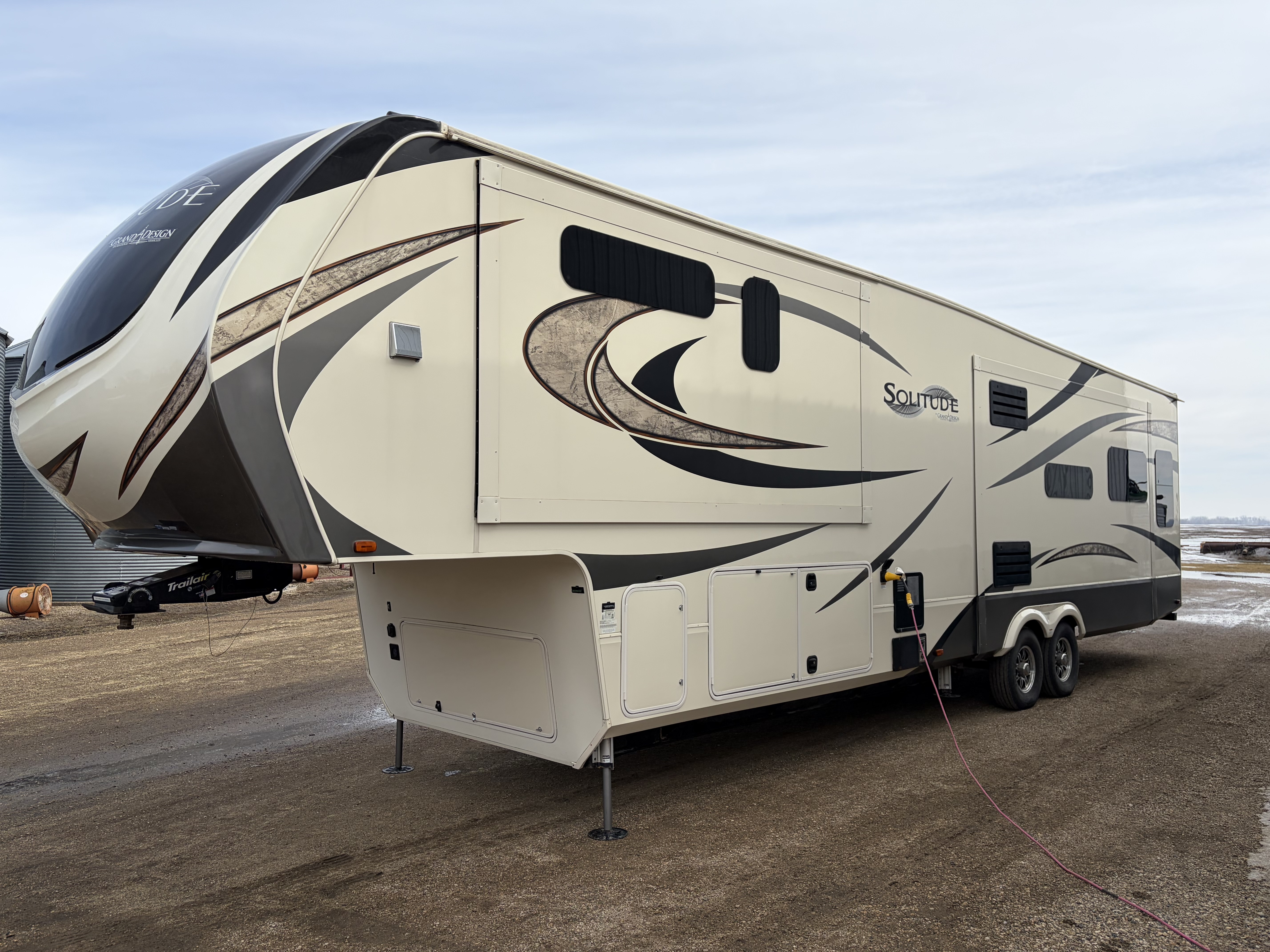 2018 Grand Design SOLITUDE 384GK in grafton ND