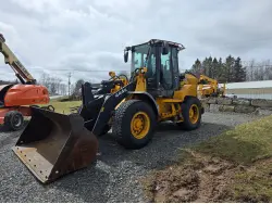 2010 JOHN DEERE 444K