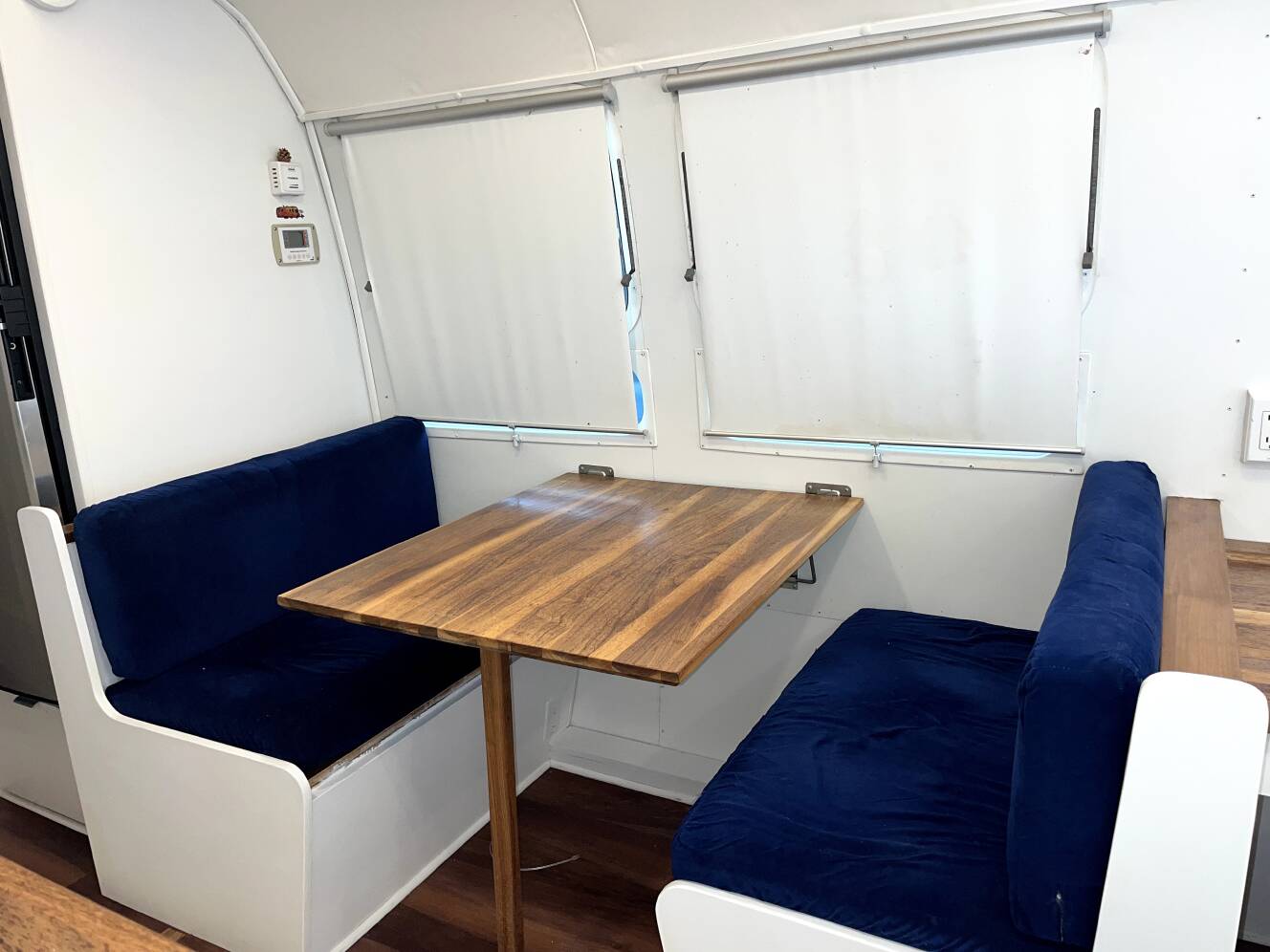 A photo of this 1994 Airstream CLASSIC 30