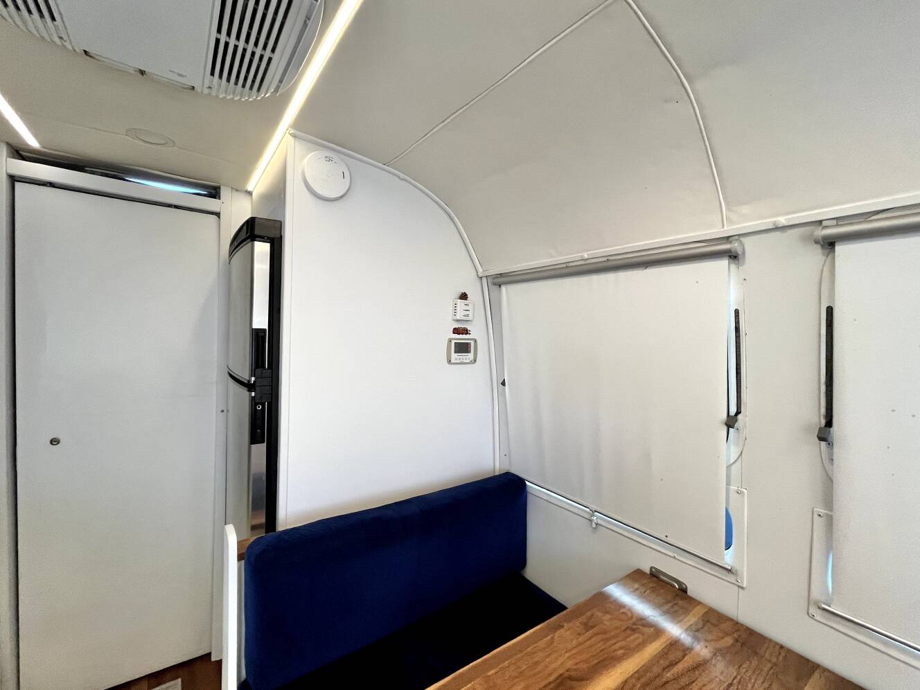A photo of this 1994 Airstream CLASSIC 30