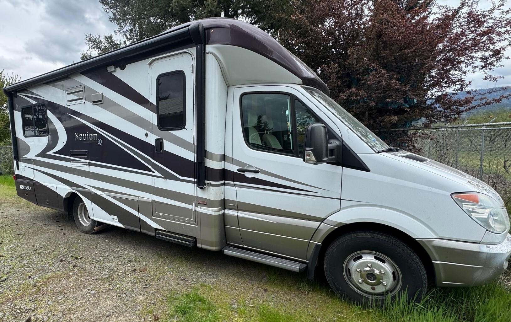 2013 Itasca NAVION IQ 24V in coburg OR