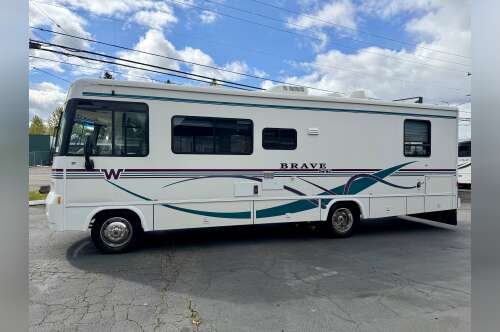 1999 Winnebago BRAVE 29A in beaverton OR