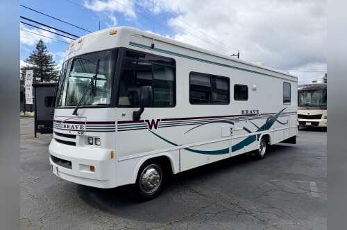 1999 Winnebago BRAVE 29A in beaverton OR