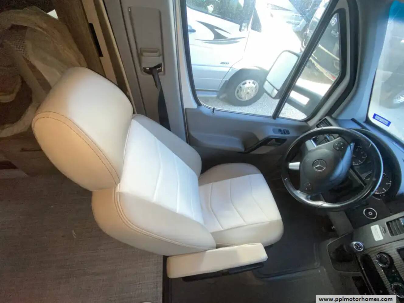 A photo of this 2019 Jayco Melbourne Prestige Series 24LP
