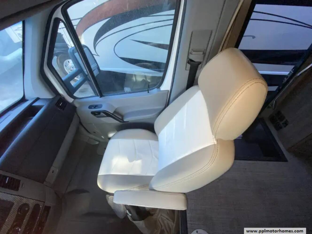 A photo of this 2019 Jayco Melbourne Prestige Series 24LP