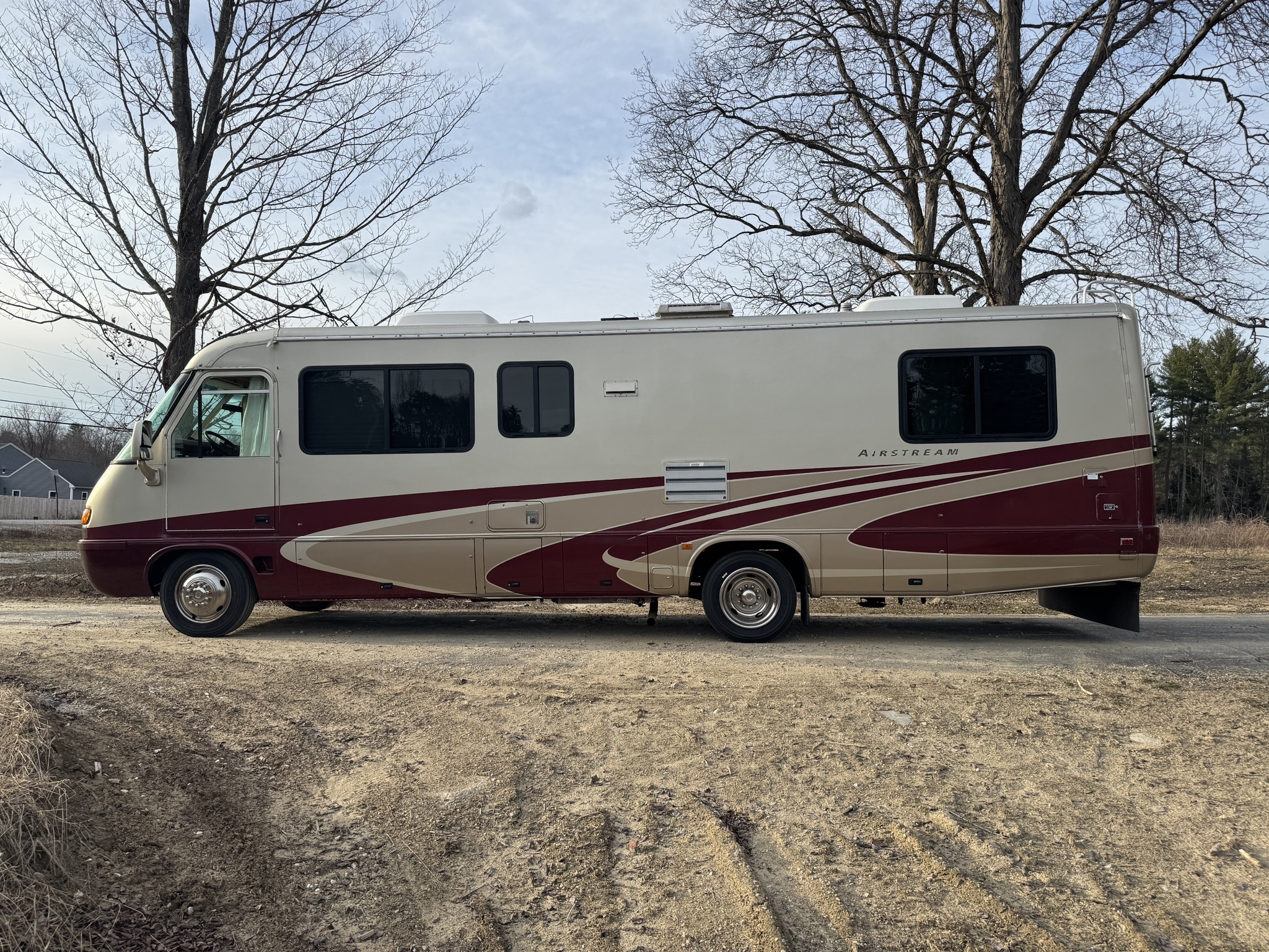 2004 Airstream LAND YACHT 30 in concord NH