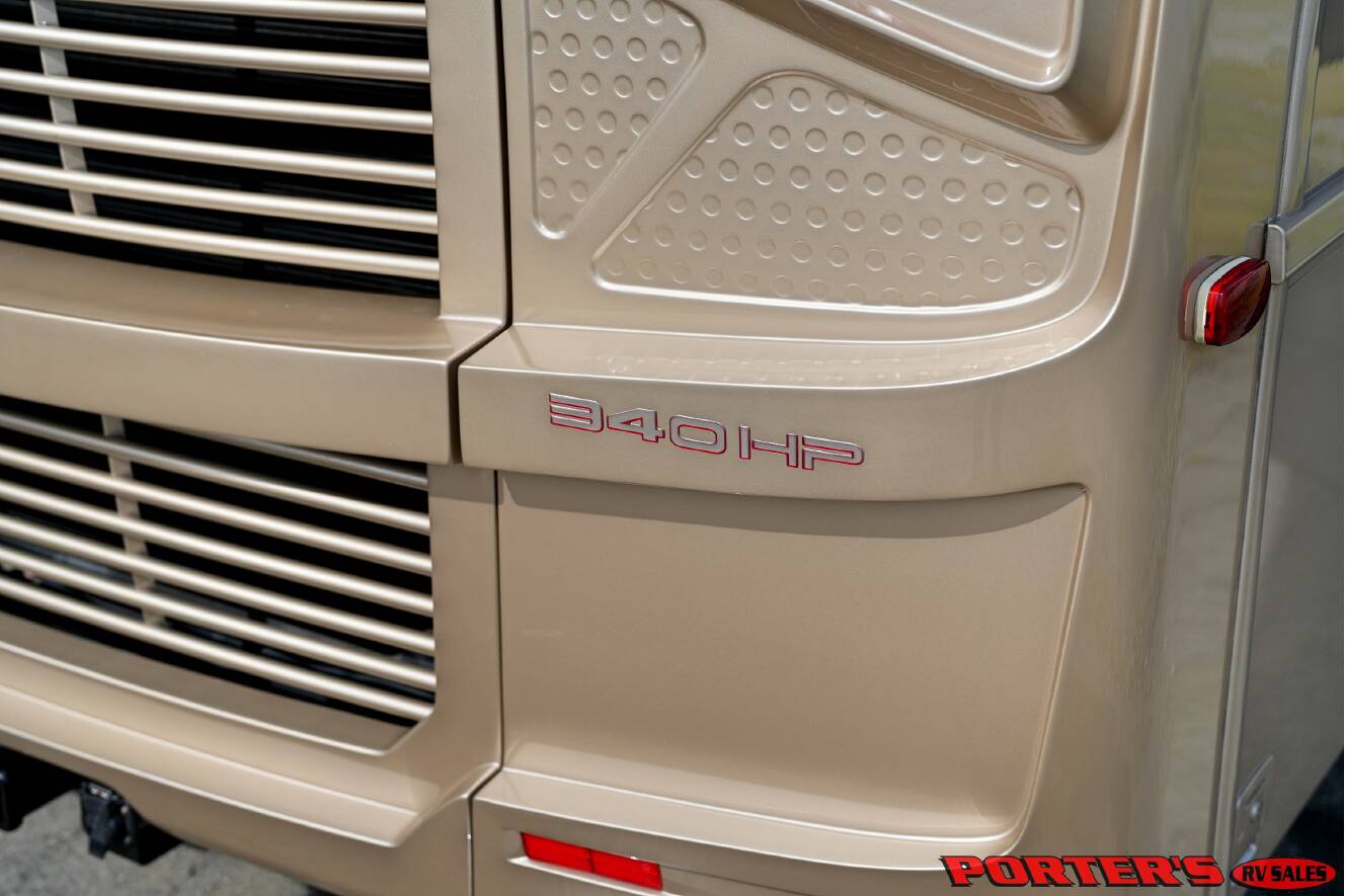 A photo of this 2015 Newmar VENTANA LE 3849