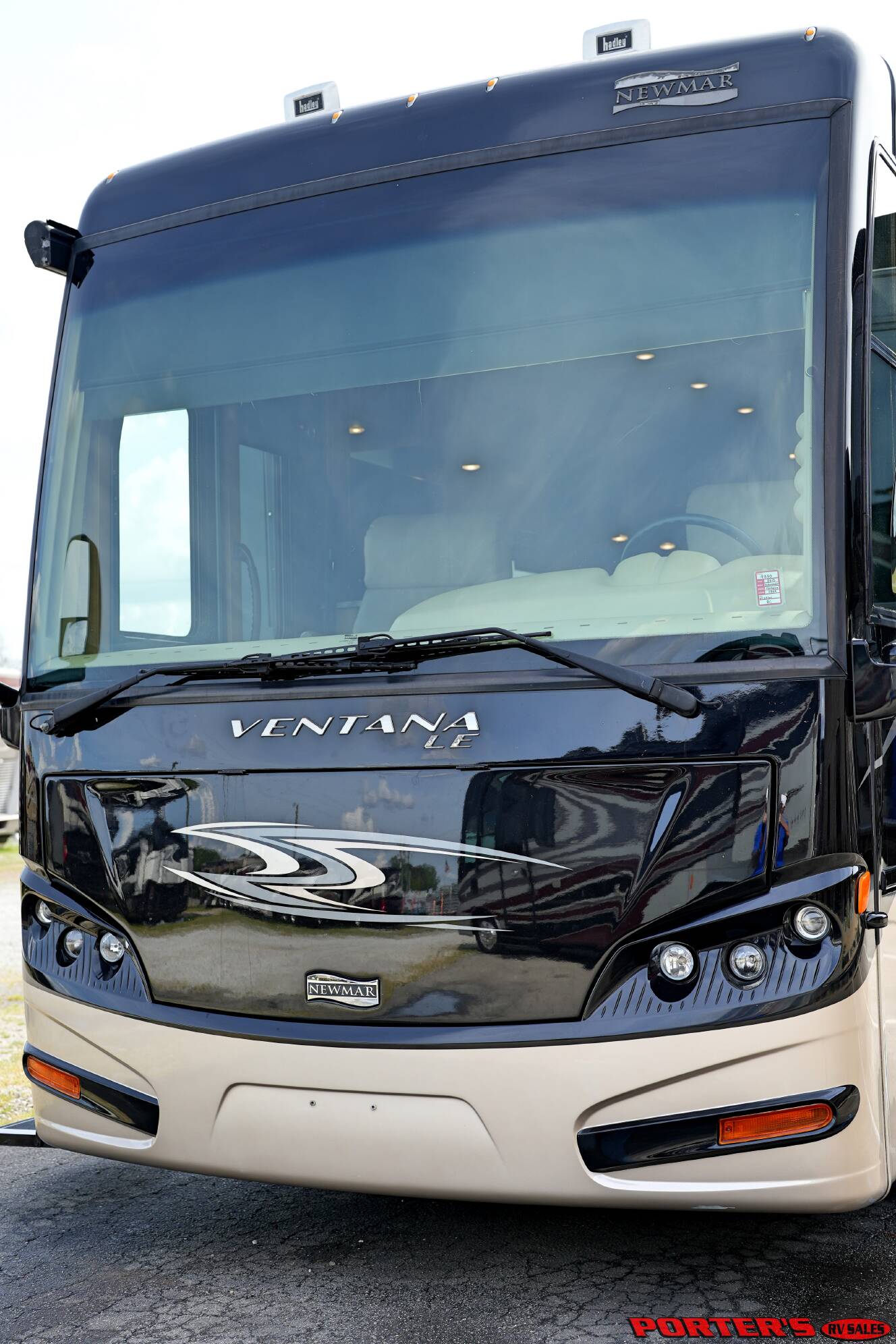 A photo of this 2015 Newmar VENTANA LE 3849