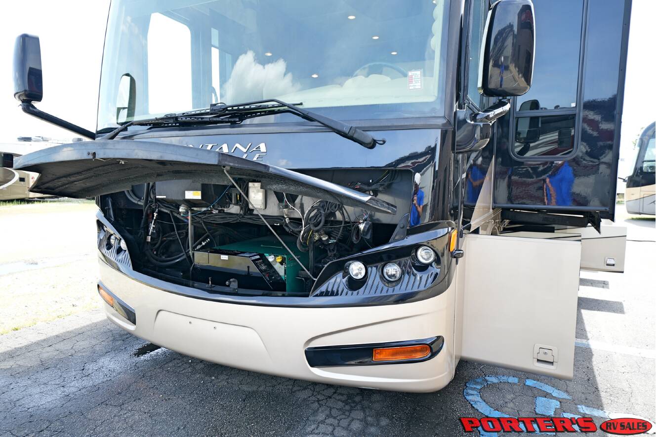 A photo of this 2015 Newmar VENTANA LE 3849