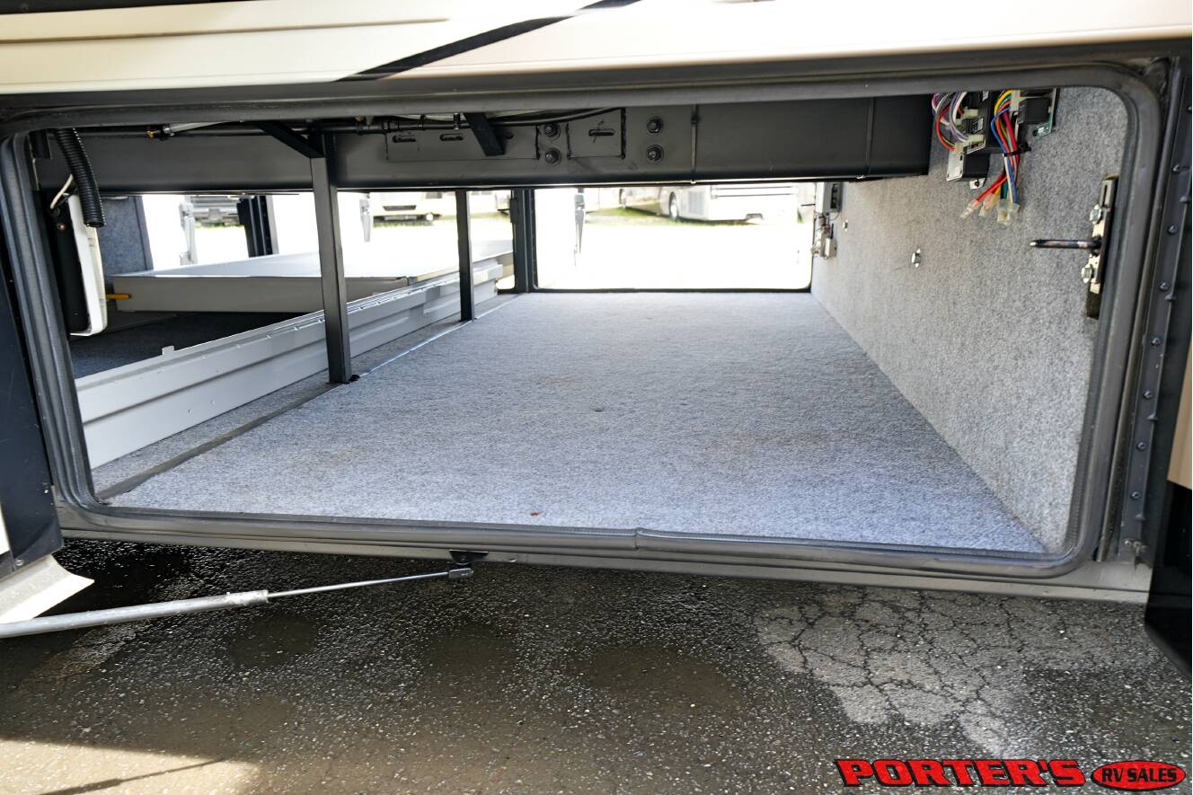 A photo of this 2015 Newmar VENTANA LE 3849