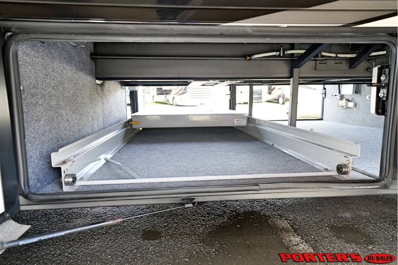 A photo of this 2015 Newmar VENTANA LE 3849