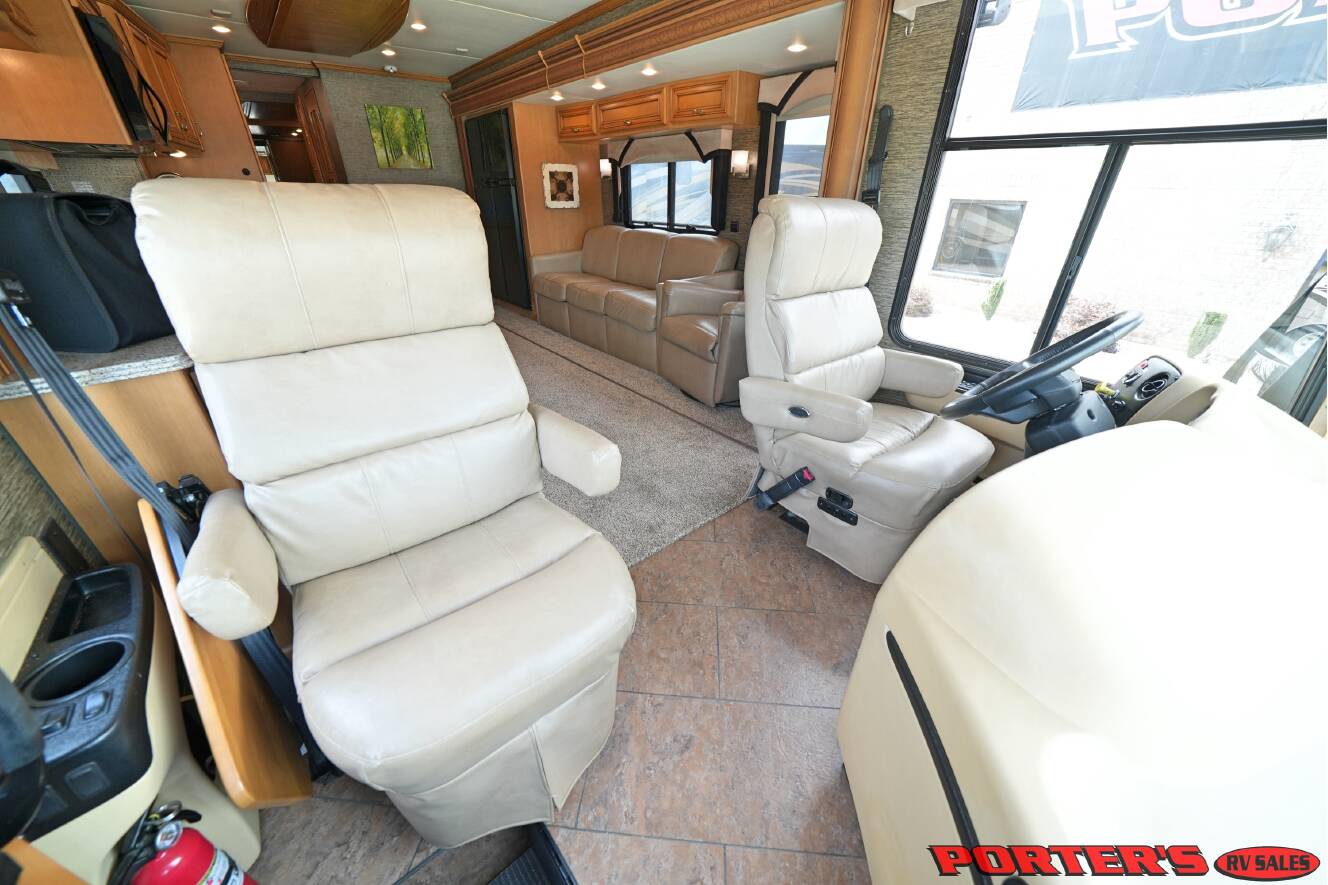 A photo of this 2015 Newmar VENTANA LE 3849
