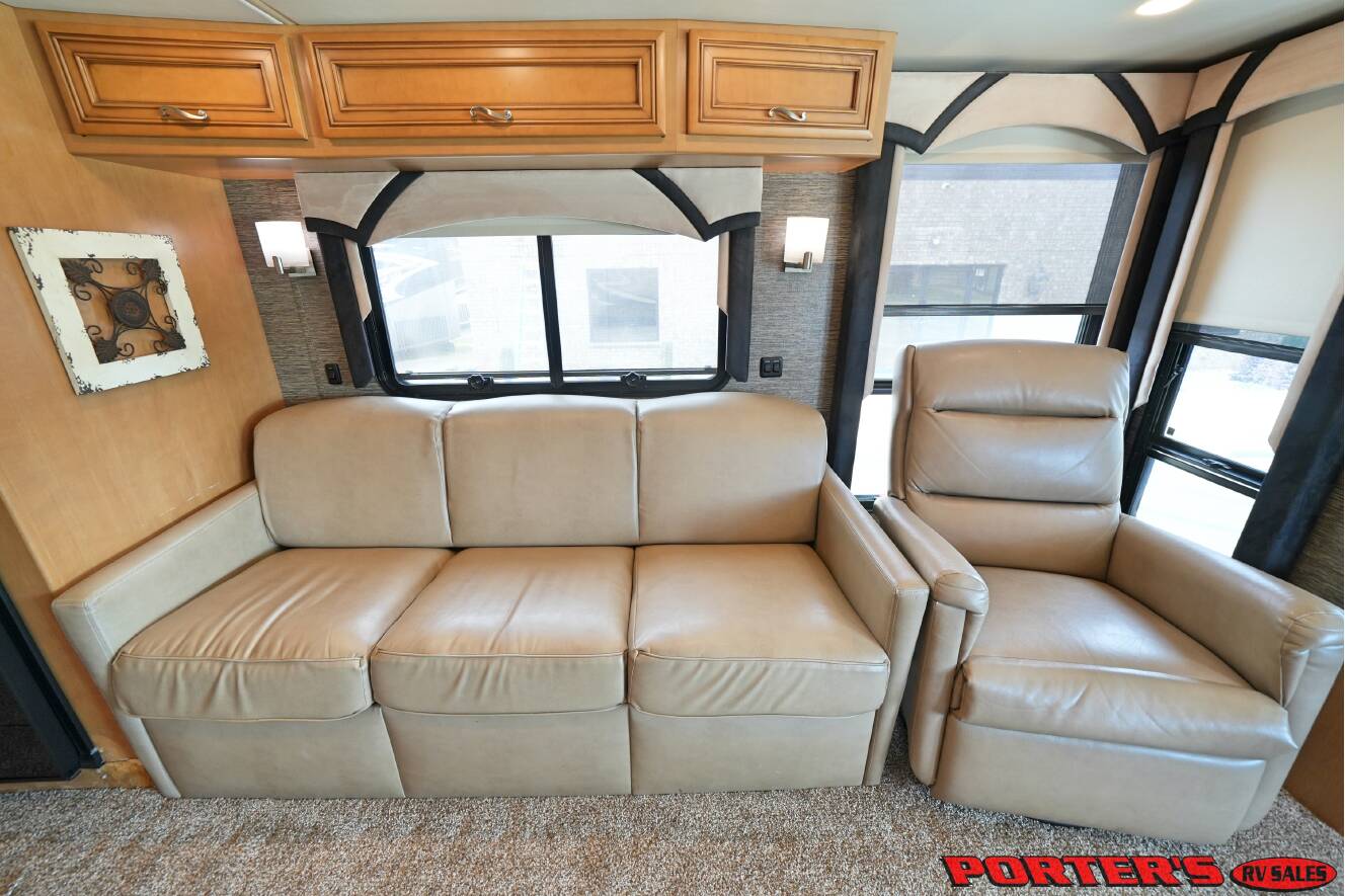 A photo of this 2015 Newmar VENTANA LE 3849