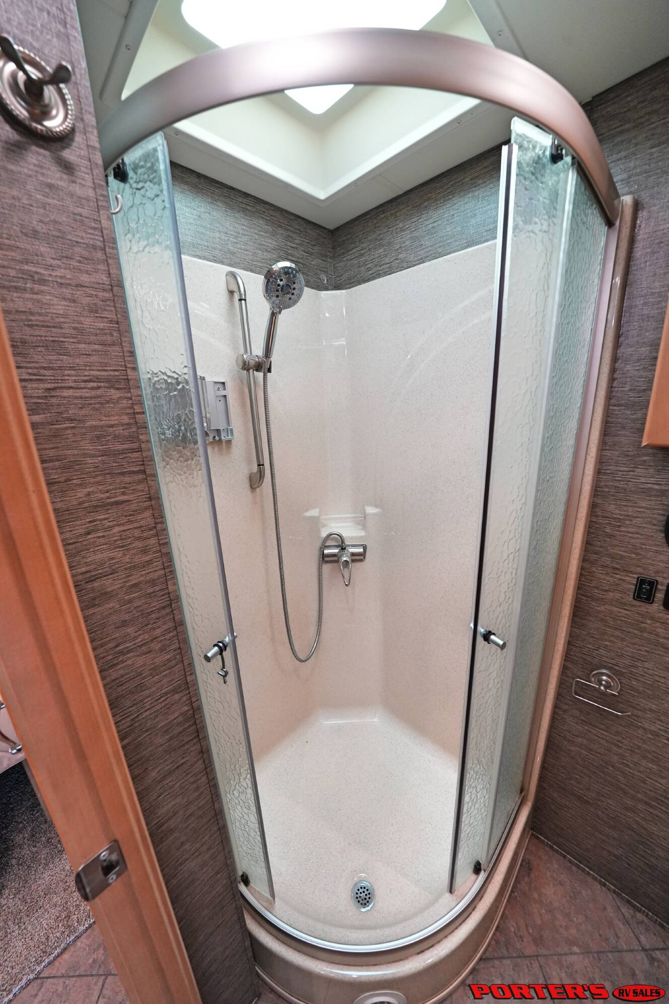 A photo of this 2015 Newmar VENTANA LE 3849